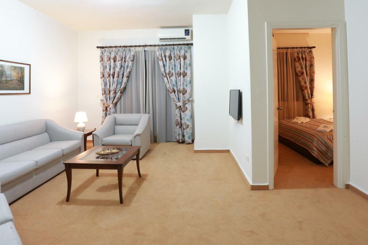 Nine Seven Hotel Adma wa Dafneh Экстерьер фото
